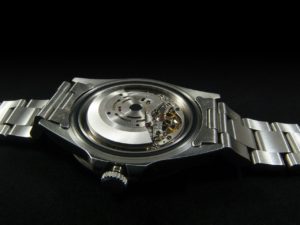 腕時計　修理　イメージ　フリー素材
